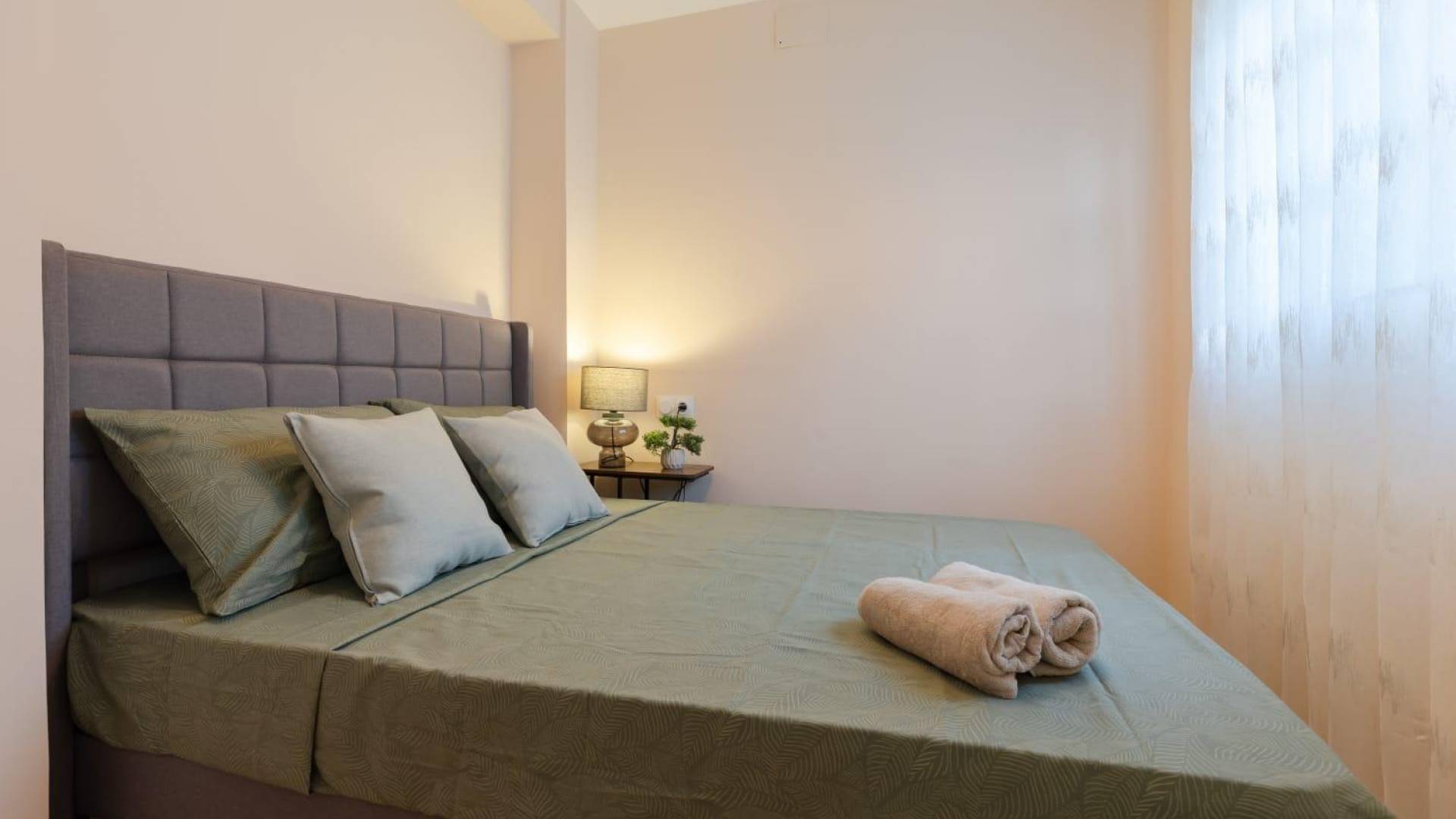 Second hand - Apartment - Torrevieja - Centro - Muelle Pesquero