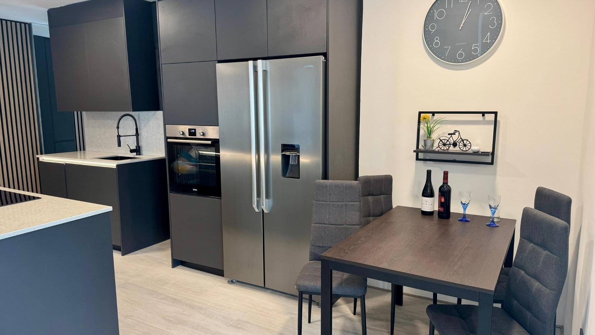 Second hand - Apartment - Torrevieja - Centro - Muelle Pesquero