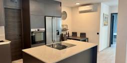 Second hand - Apartment - Torrevieja - Centro - Muelle Pesquero