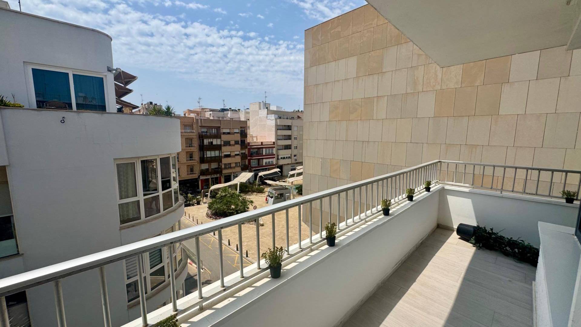 Second hand - Apartment - Torrevieja - Centro - Muelle Pesquero