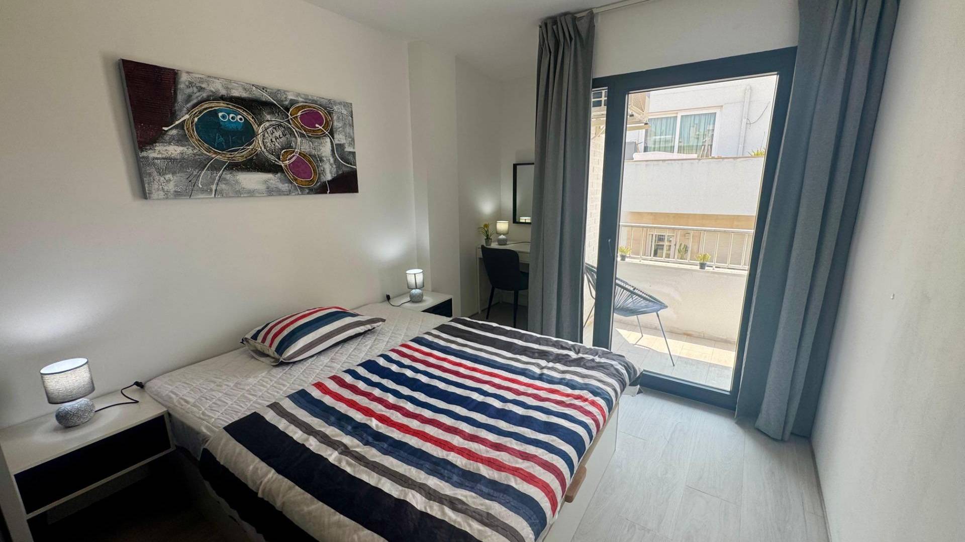 Second hand - Apartment - Torrevieja - Centro - Muelle Pesquero