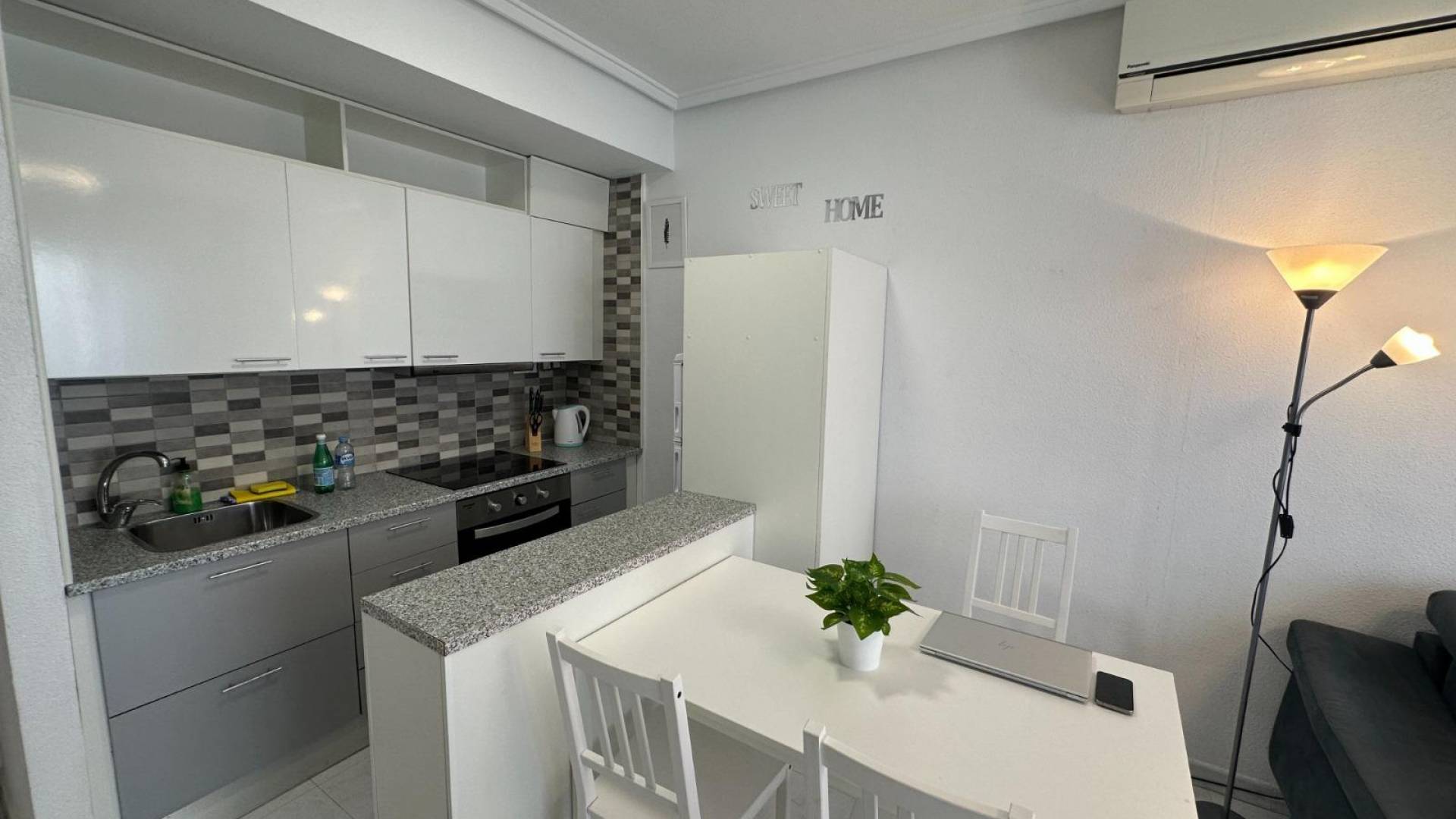 Second hand - Apartment - Torrevieja - Centro