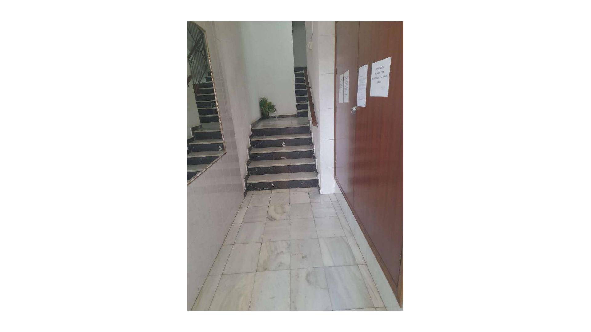 Second hand - Apartment - Torrevieja - Estacion de autobuses