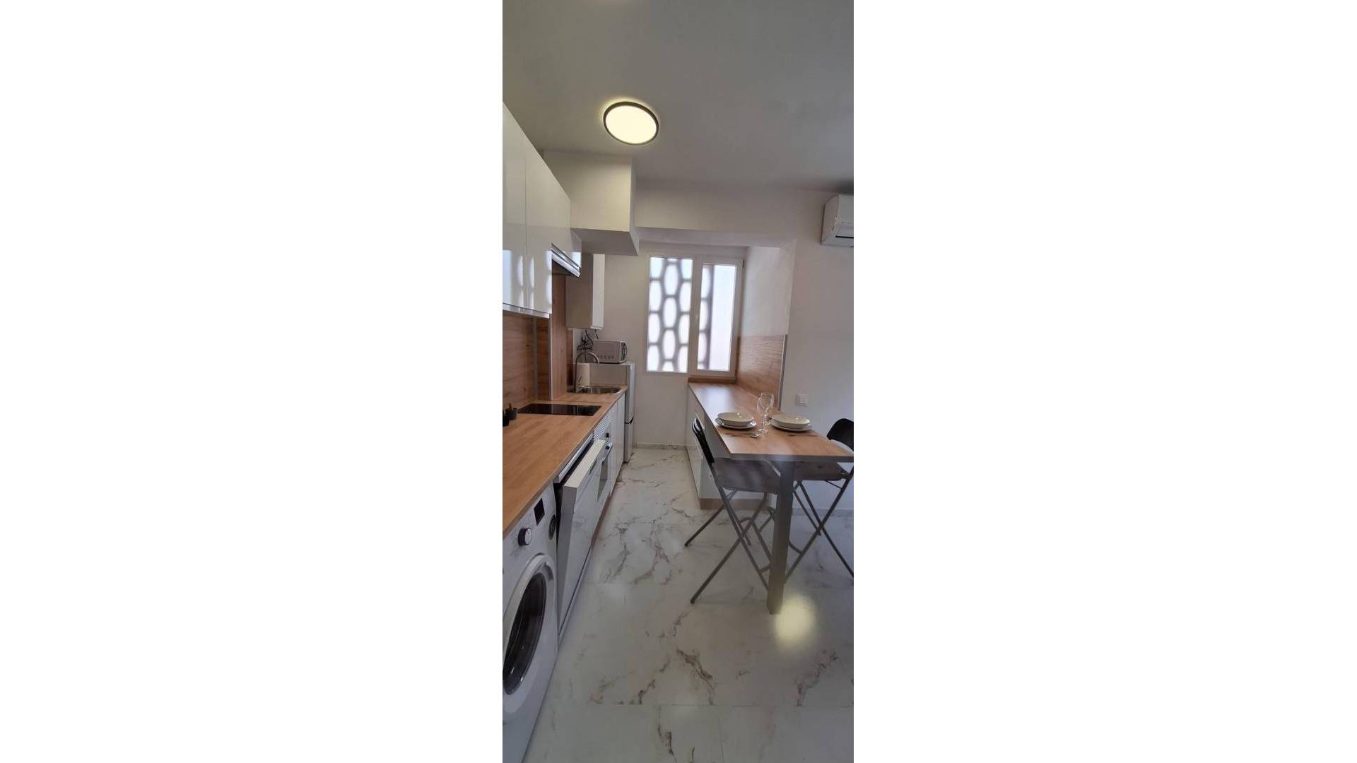 Second hand - Apartment - Torrevieja - Estacion de autobuses