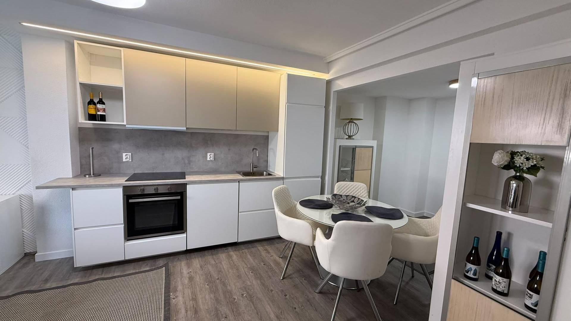 Second hand - Apartment - Torrevieja - Estacion de autobuses