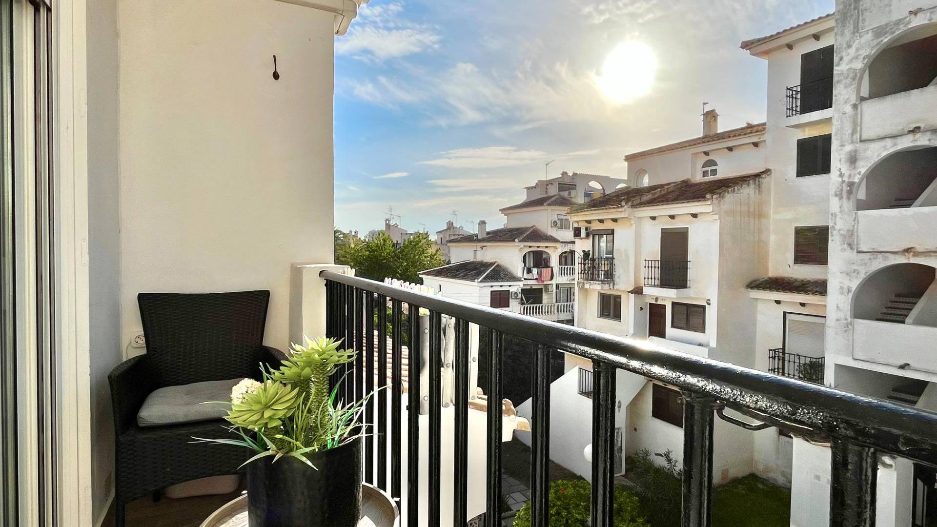 Second hand - Apartment - Torrevieja - Estacion de autobuses