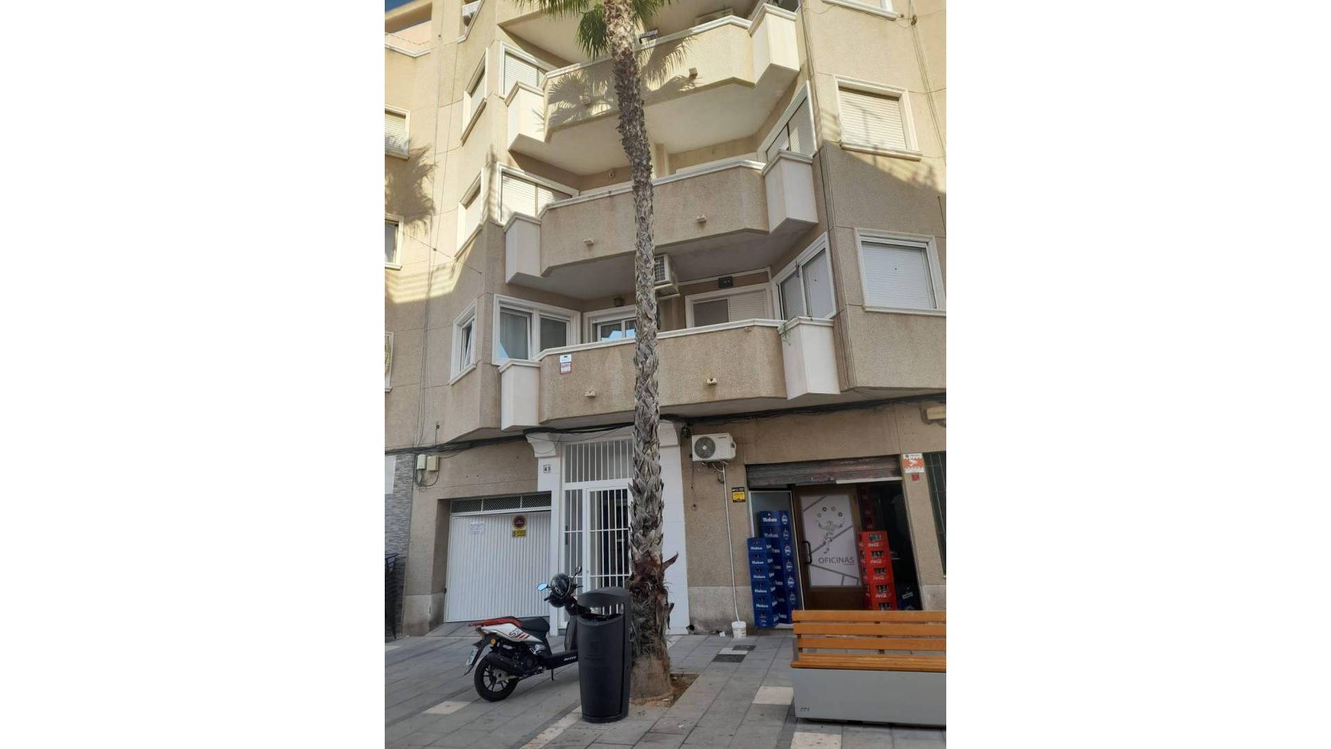 Second hand - Apartment - Torrevieja - Paseo maritimo