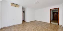 Second hand - Apartment - Torrevieja - Playa del Acequión