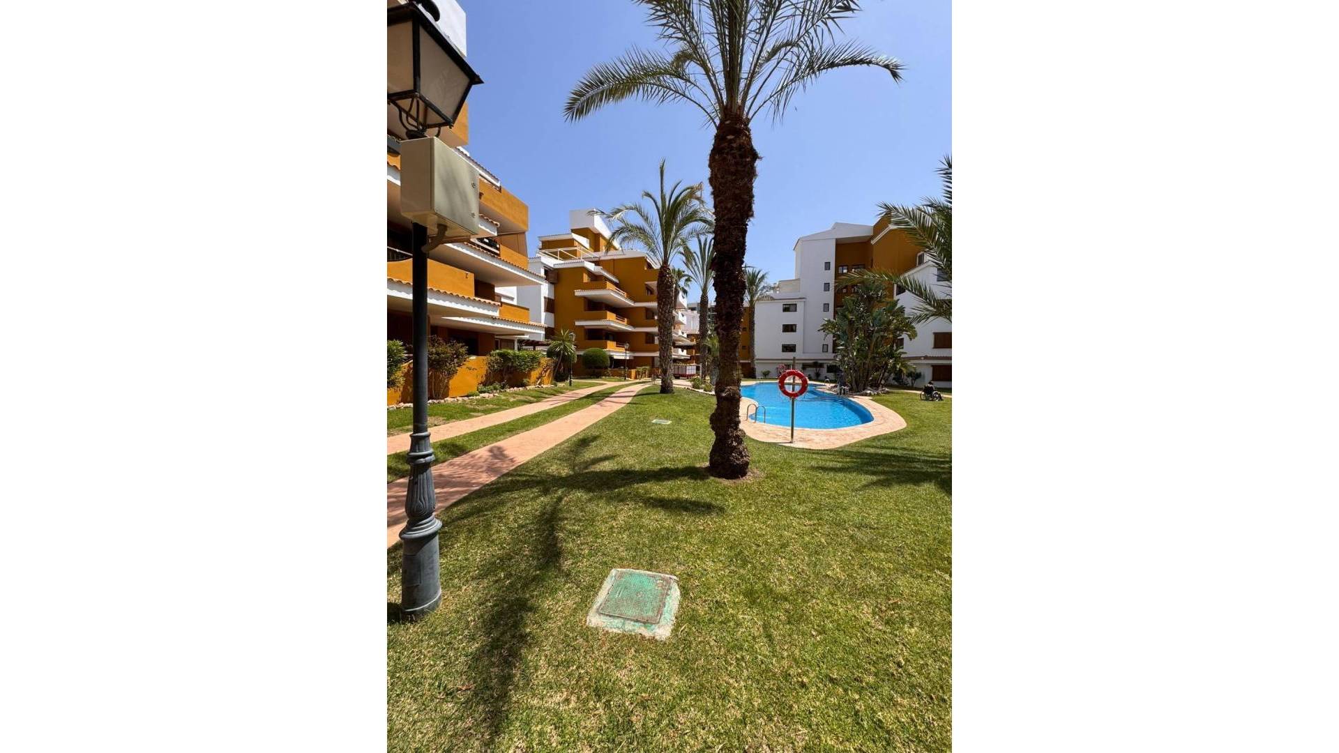 Second hand - Apartment - Torrevieja - Punta Prima