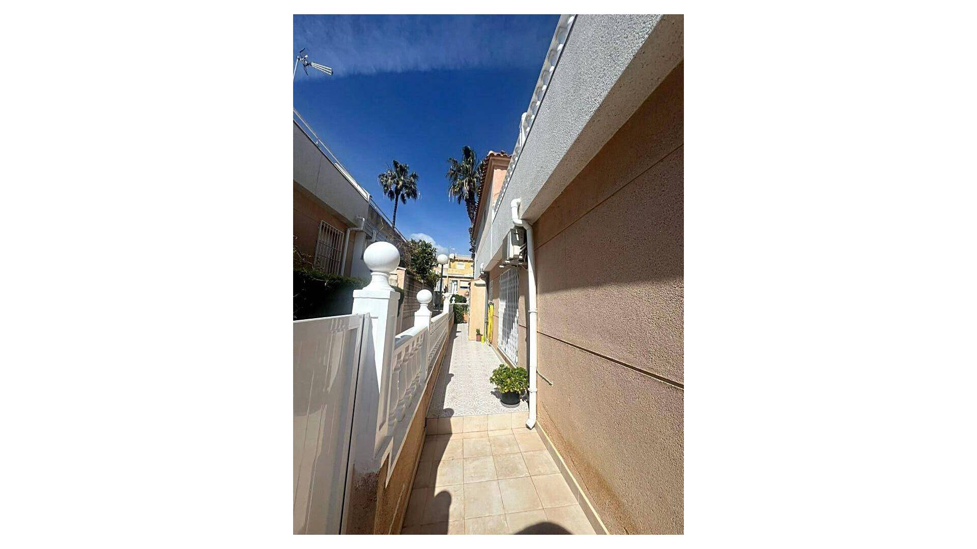 Second hand - Bungalow - Orihuela Costa - La Florida