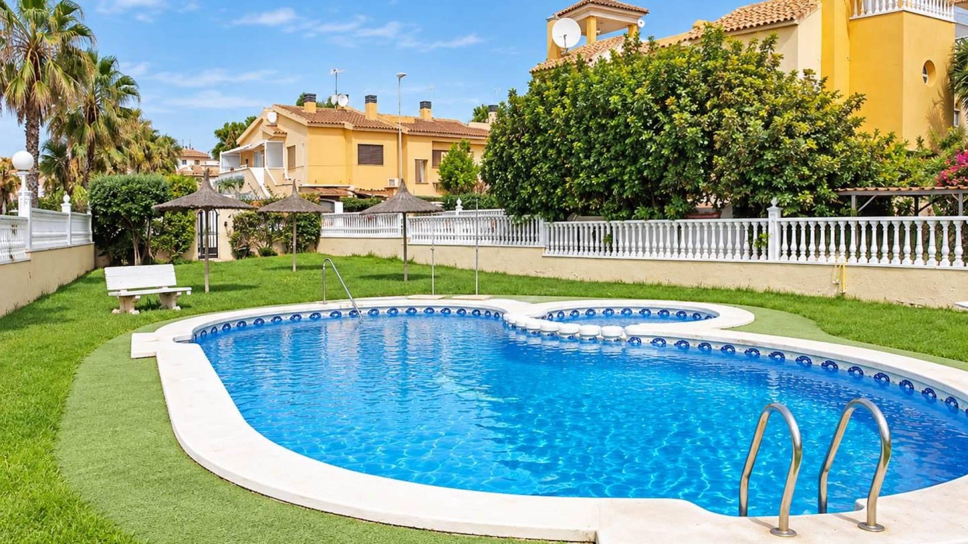 Second hand - Bungalow - Orihuela Costa - Lomas de Cabo Roig
