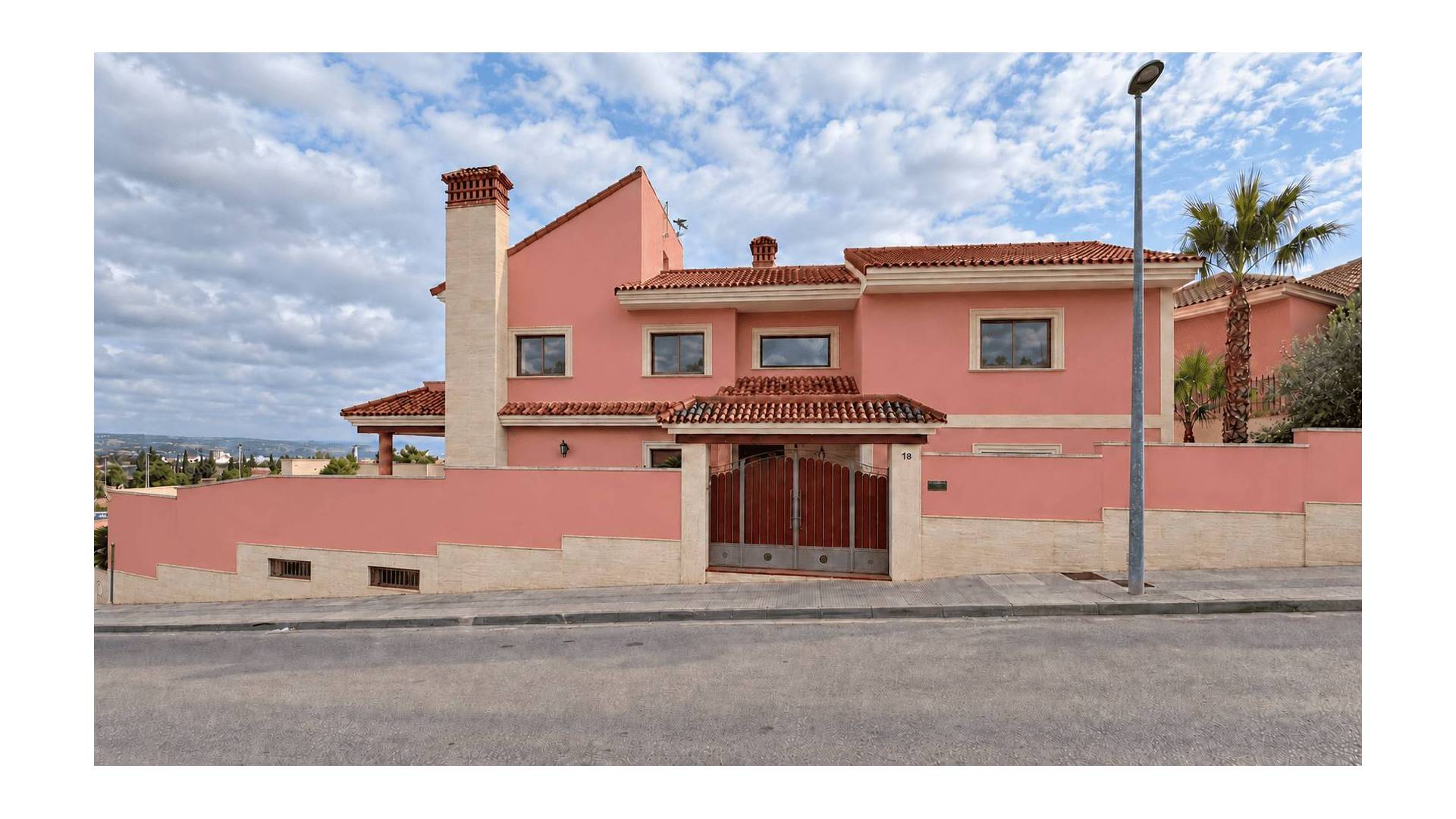 Second hand - Casa o Chalet Independiente - San Miguel de Salinas