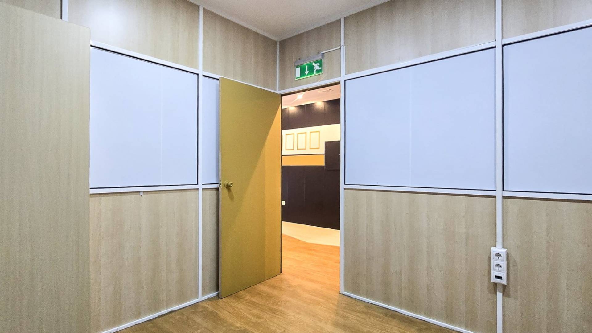 Second hand - Commercial premises - Guardamar del Segura - Centro