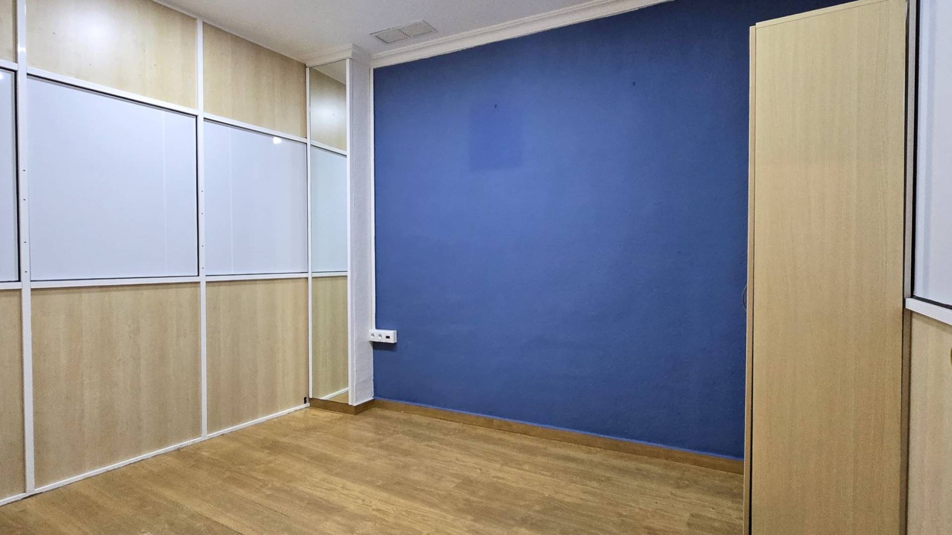 Second hand - Commercial premises - Guardamar del Segura - Centro