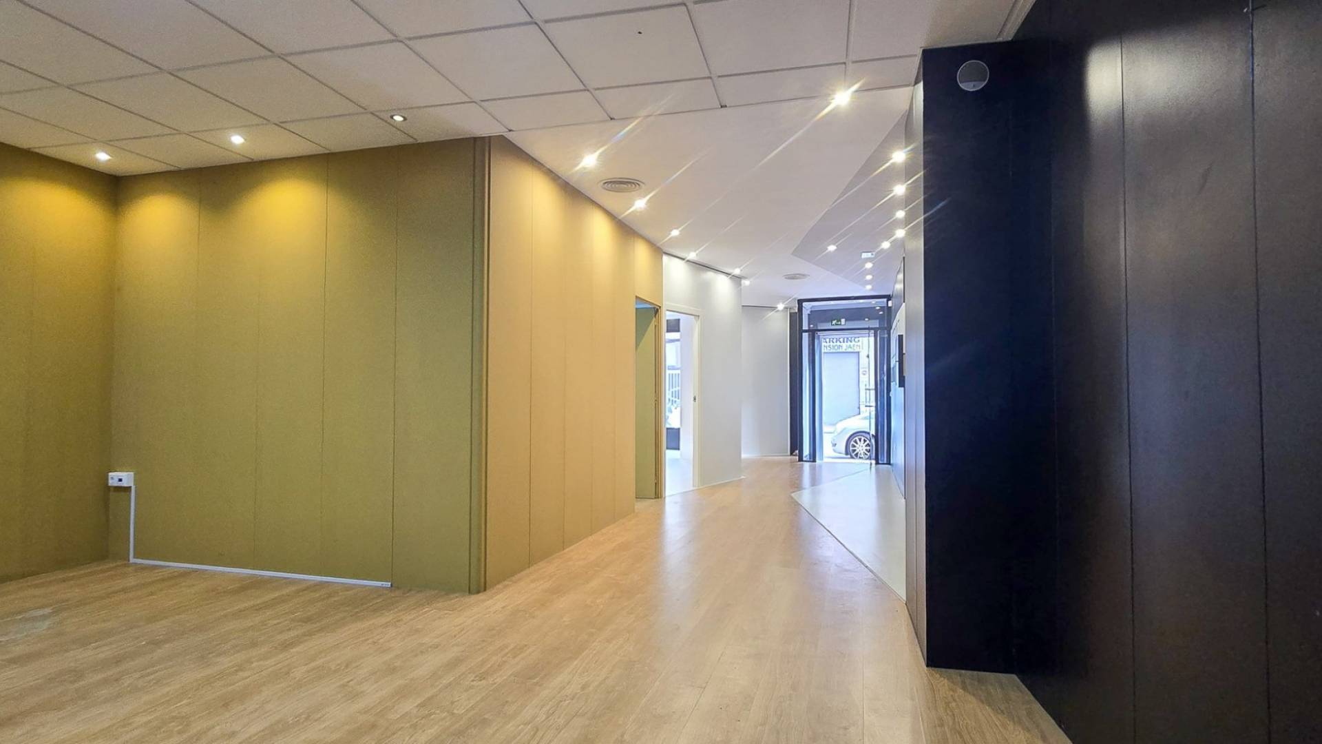 Second hand - Commercial premises - Guardamar del Segura - Centro