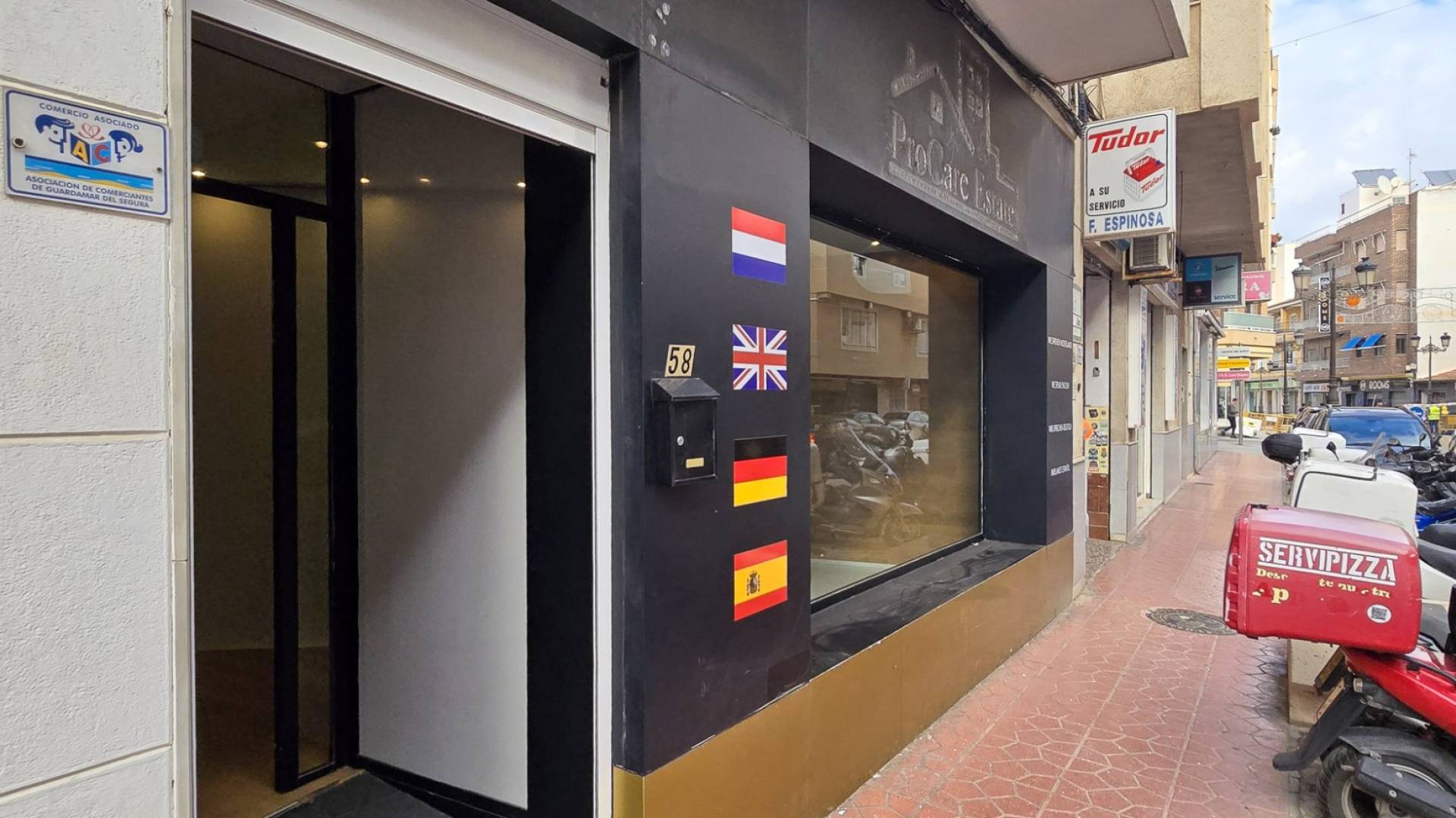 Second hand - Commercial premises - Guardamar del Segura - Centro