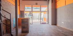 Second hand - Commercial premises - La Finca Golf - Algorfa