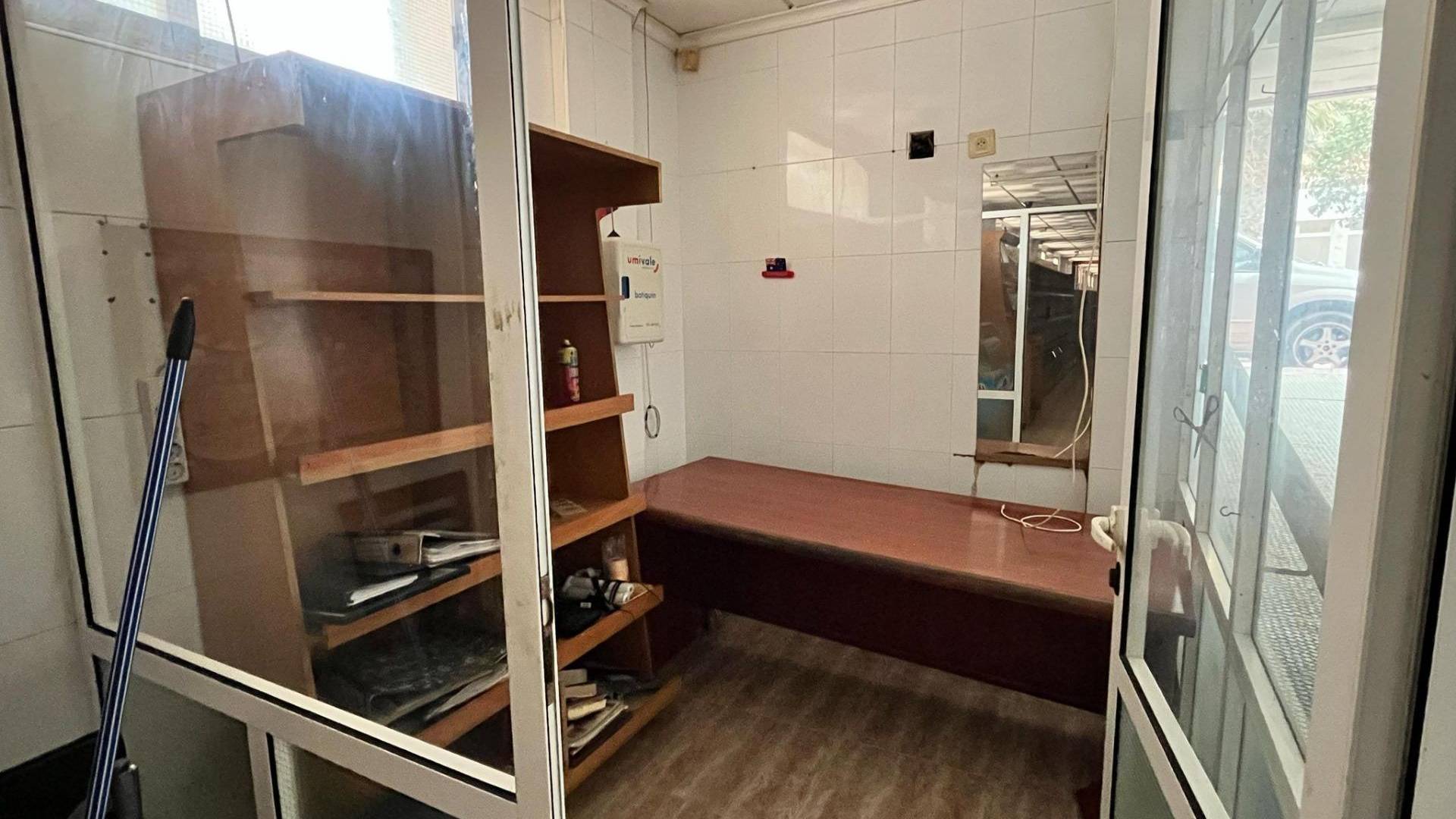 Second hand - Commercial premises - Torrevieja - Acequion