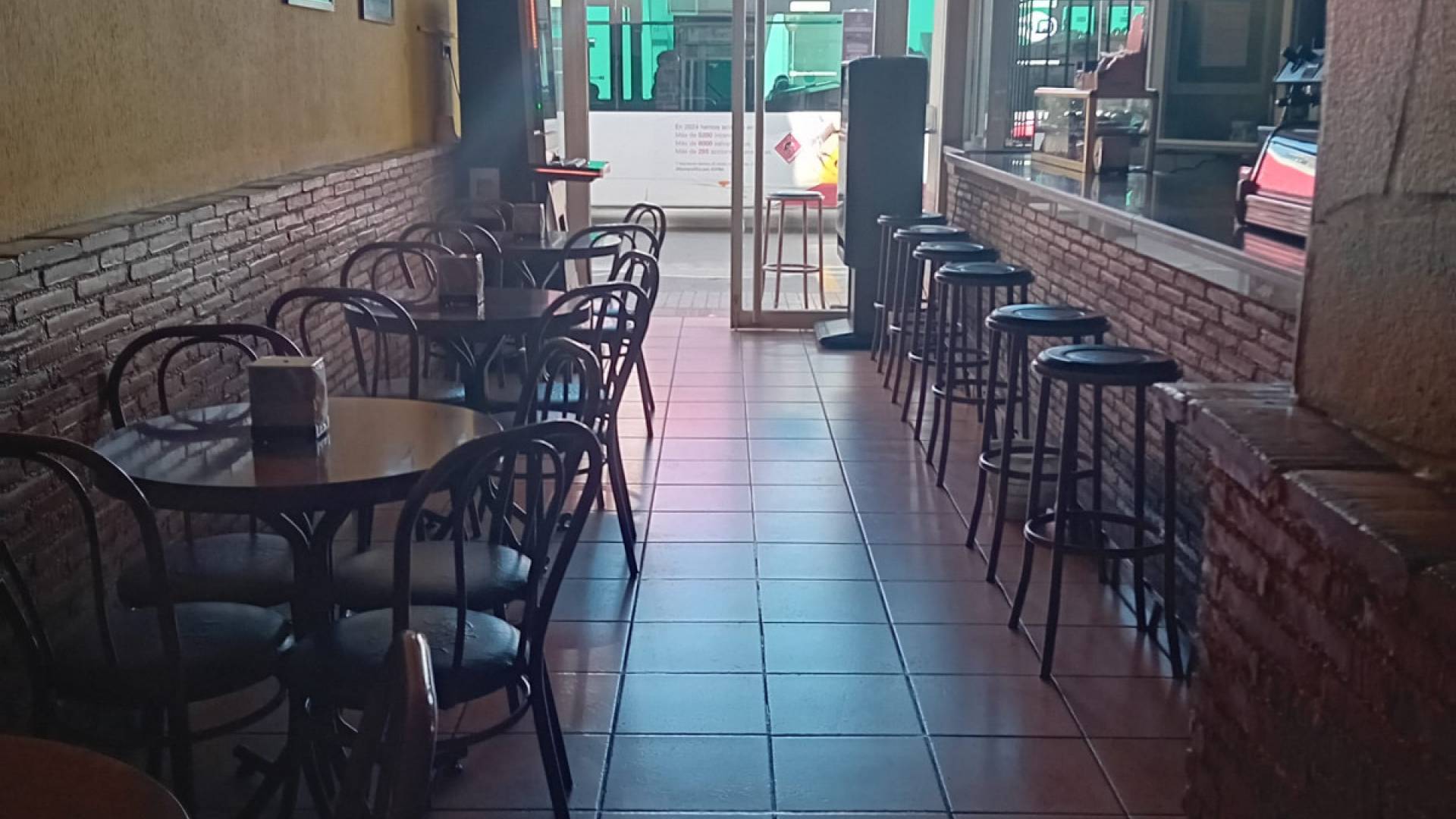 Second hand - Commercial premises - Torrevieja - Center