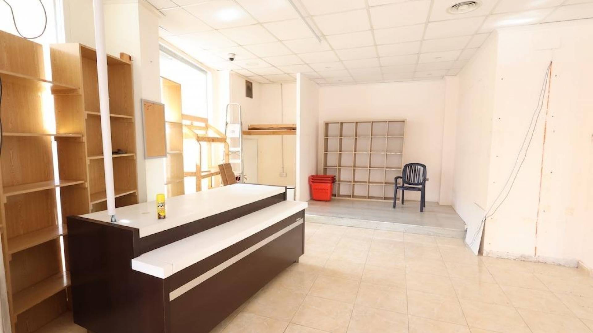 Second hand - Commercial premises - Torrevieja - Estacion de autobuses
