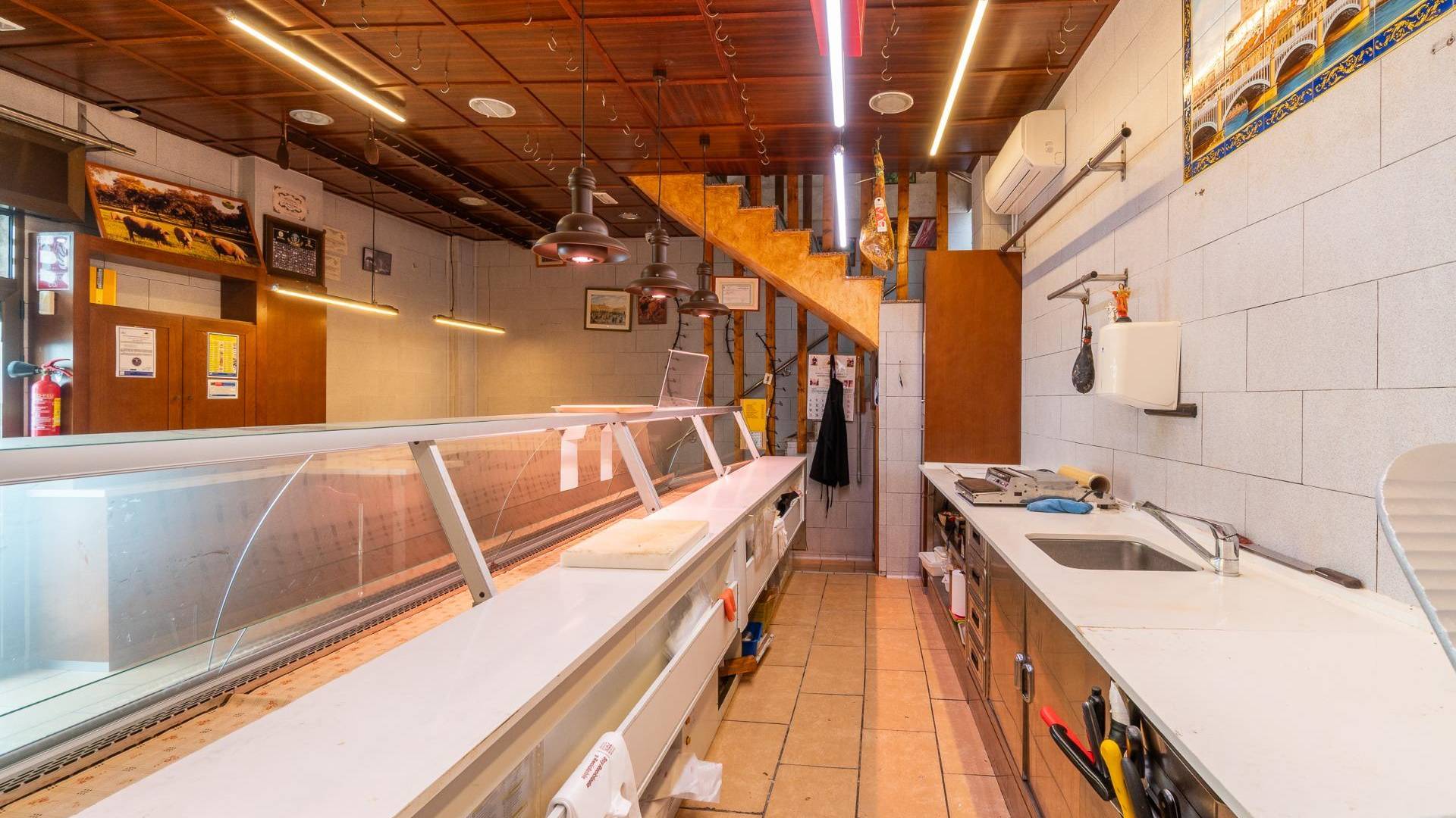 Second hand - Commercial premises - Torrevieja - Paseo maritimo
