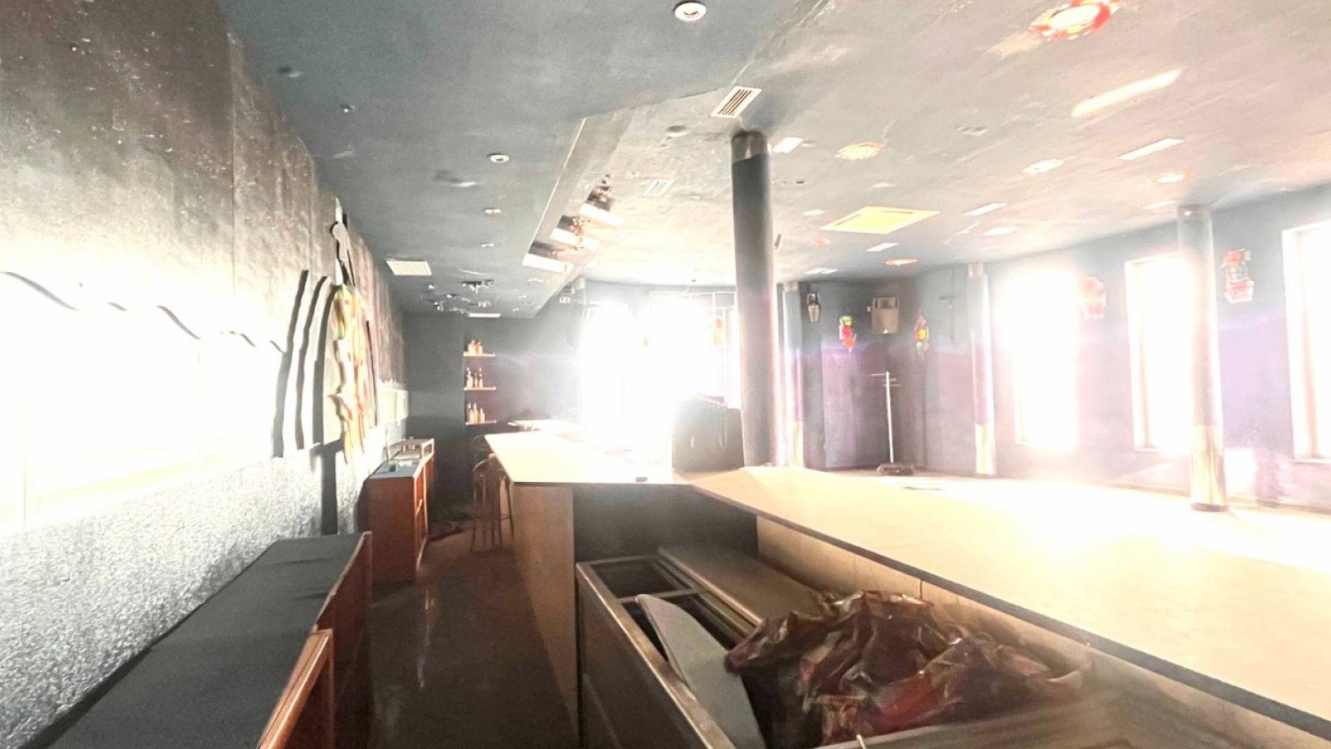 Second hand - Commercial premises - Torrevieja - Playa del Cura