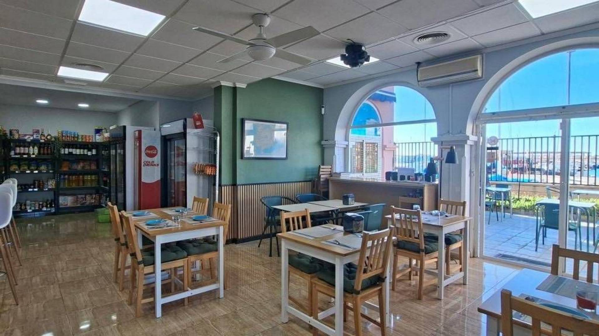 Second hand - Commercial premises - Torrevieja - Puerto