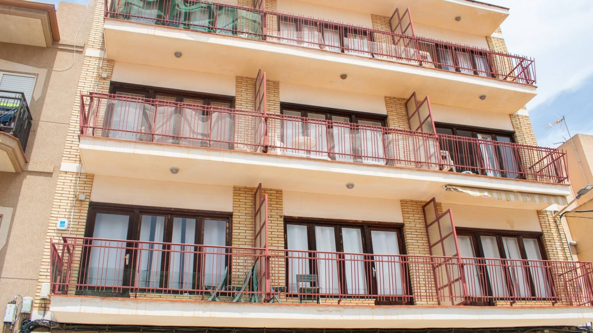 Second hand - Edificio - Los Alcazares - Los Alcázares