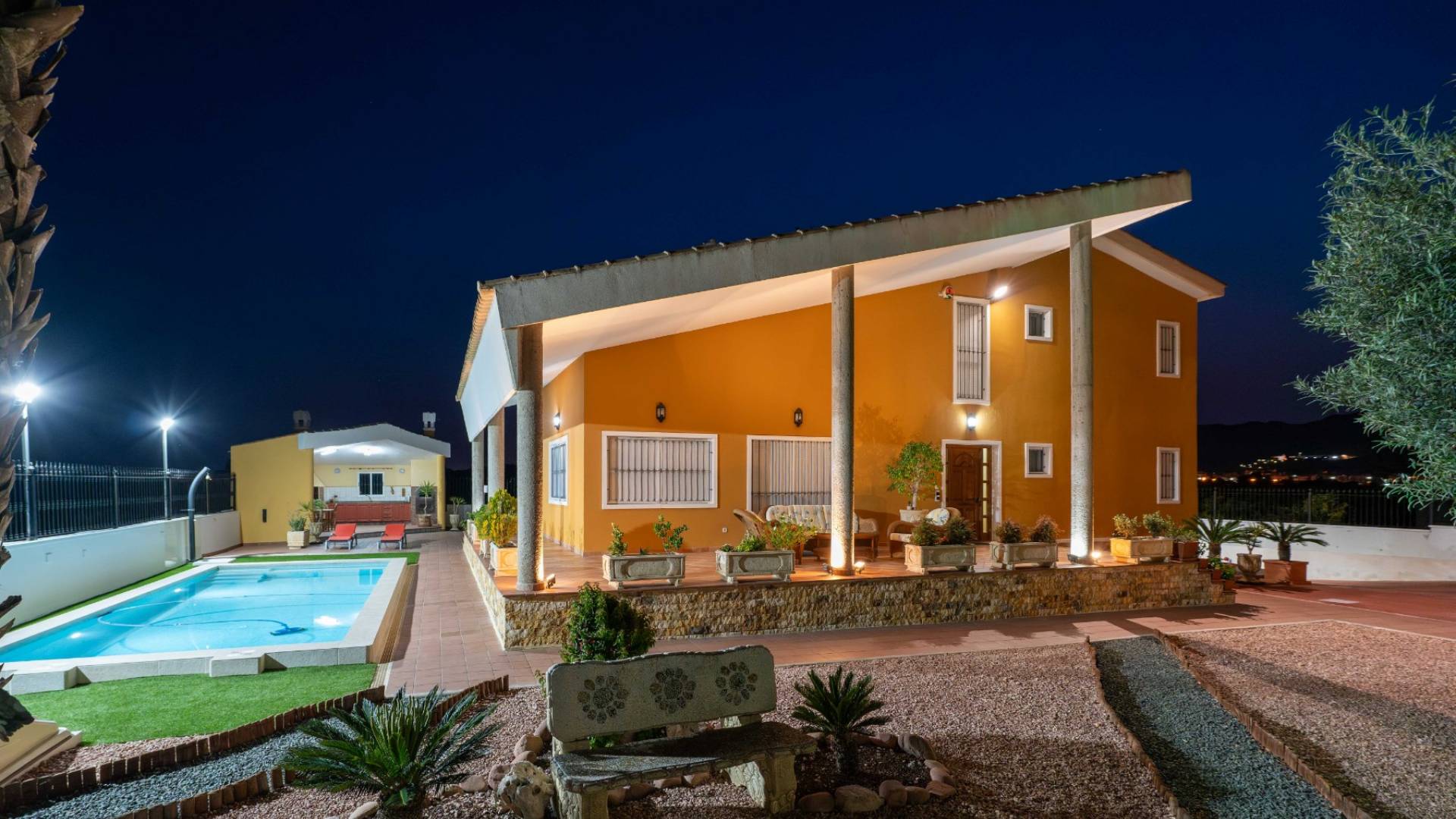 Second hand - Finca Country Property - Orihuela