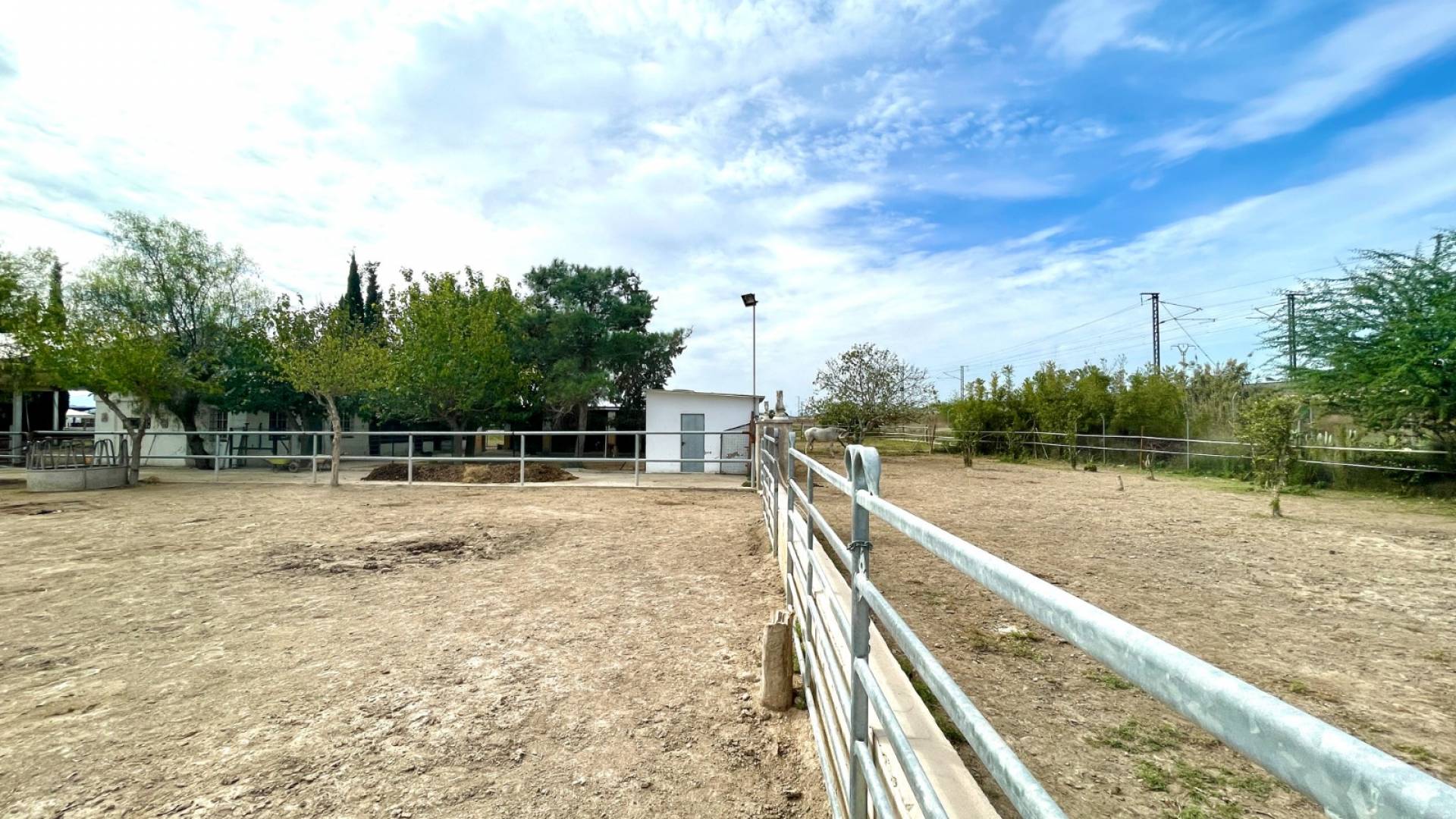 Second hand - Finca Country Property - Orihuela