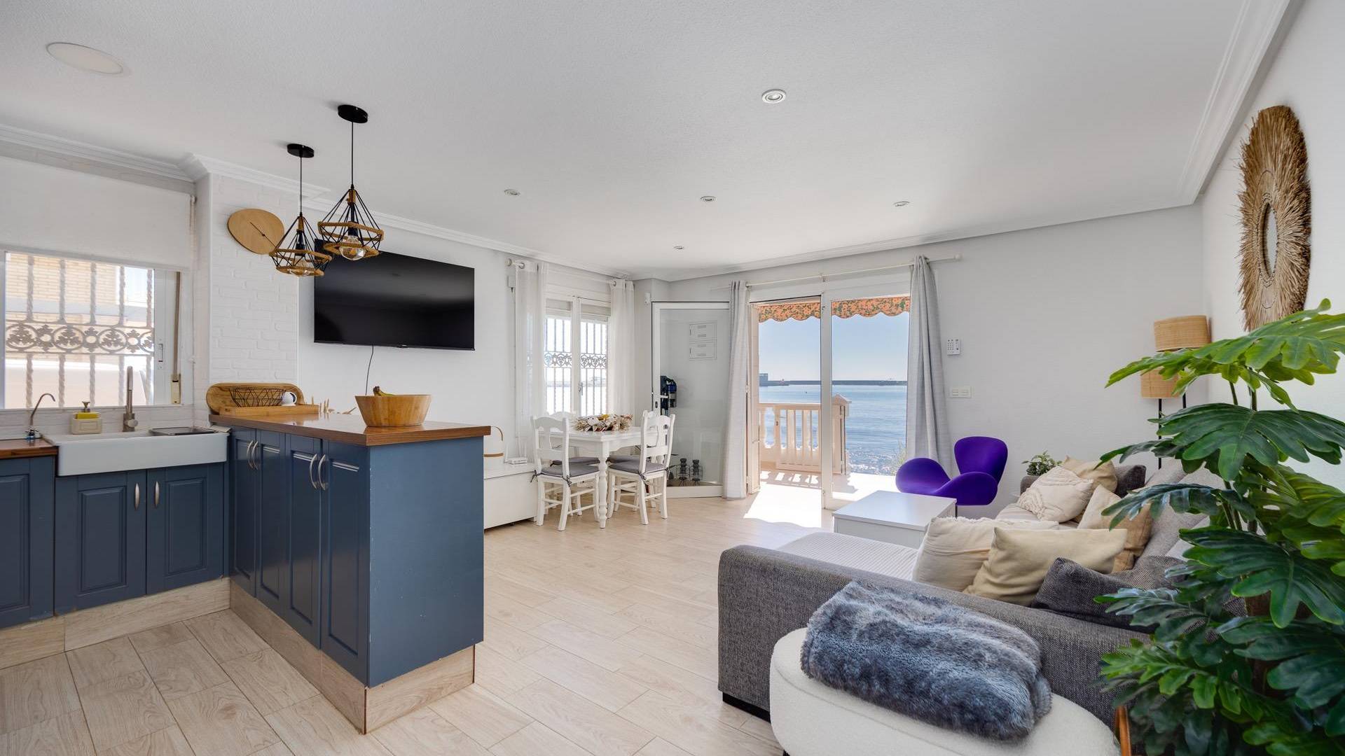 Second hand - ground-floor - Torrevieja - Playa de los Naufragos