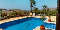 Second hand - Independent villa - Águilas