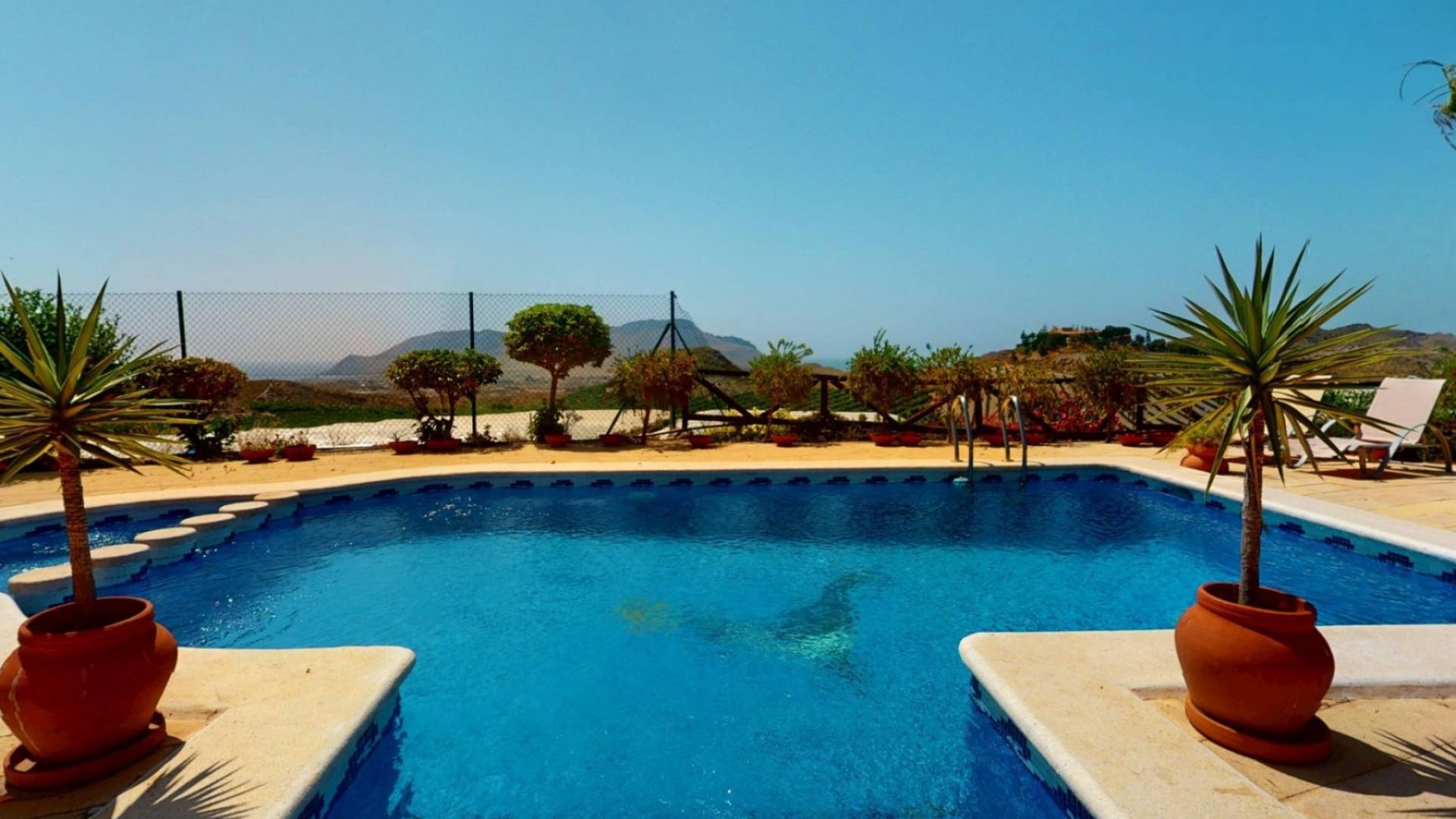 Second hand - Independent villa - Águilas