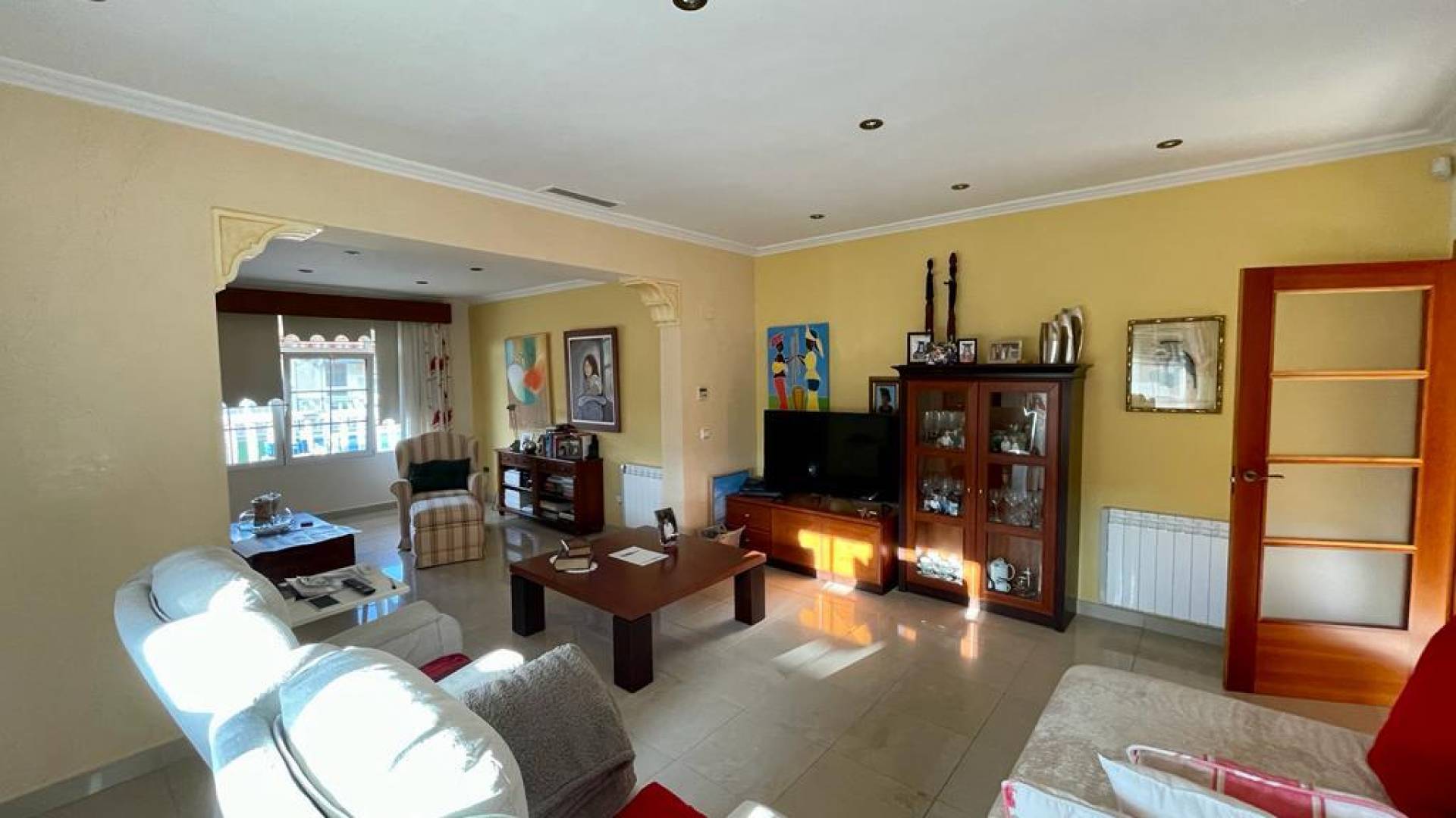 Second hand - Independent villa - Albatera