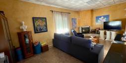 Second hand - Independent villa - Albatera