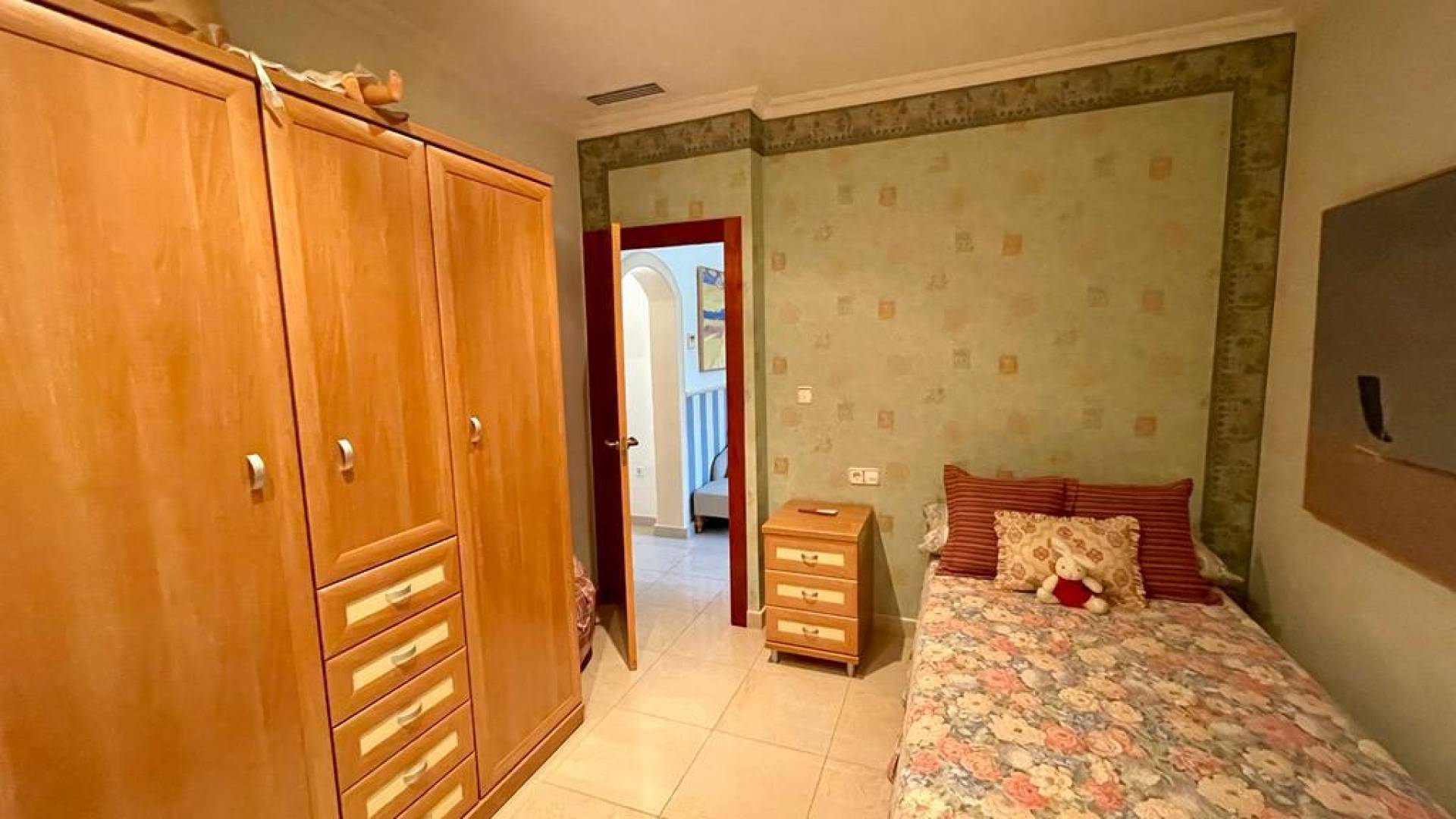 Second hand - Independent villa - Albatera