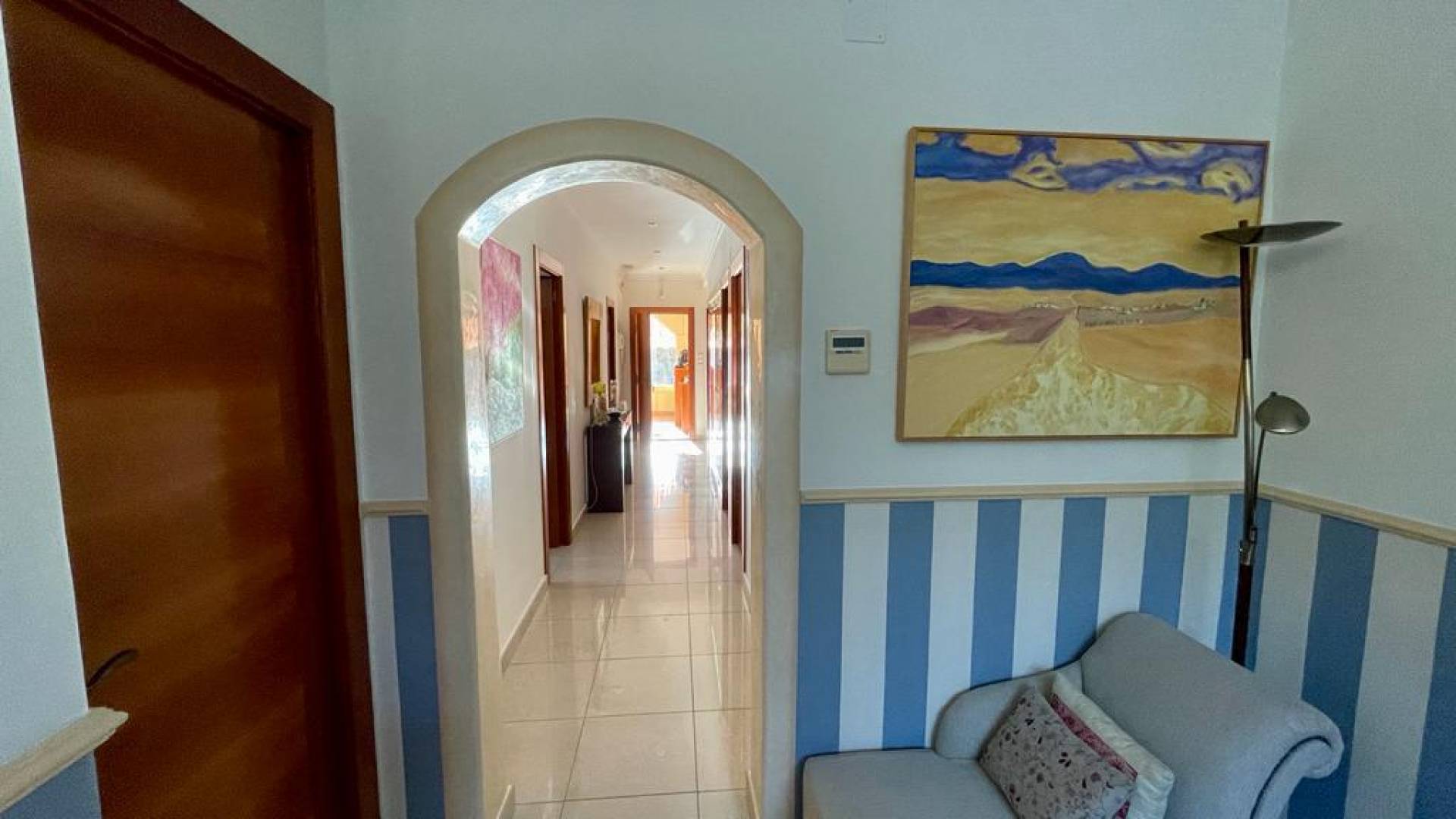 Second hand - Independent villa - Albatera