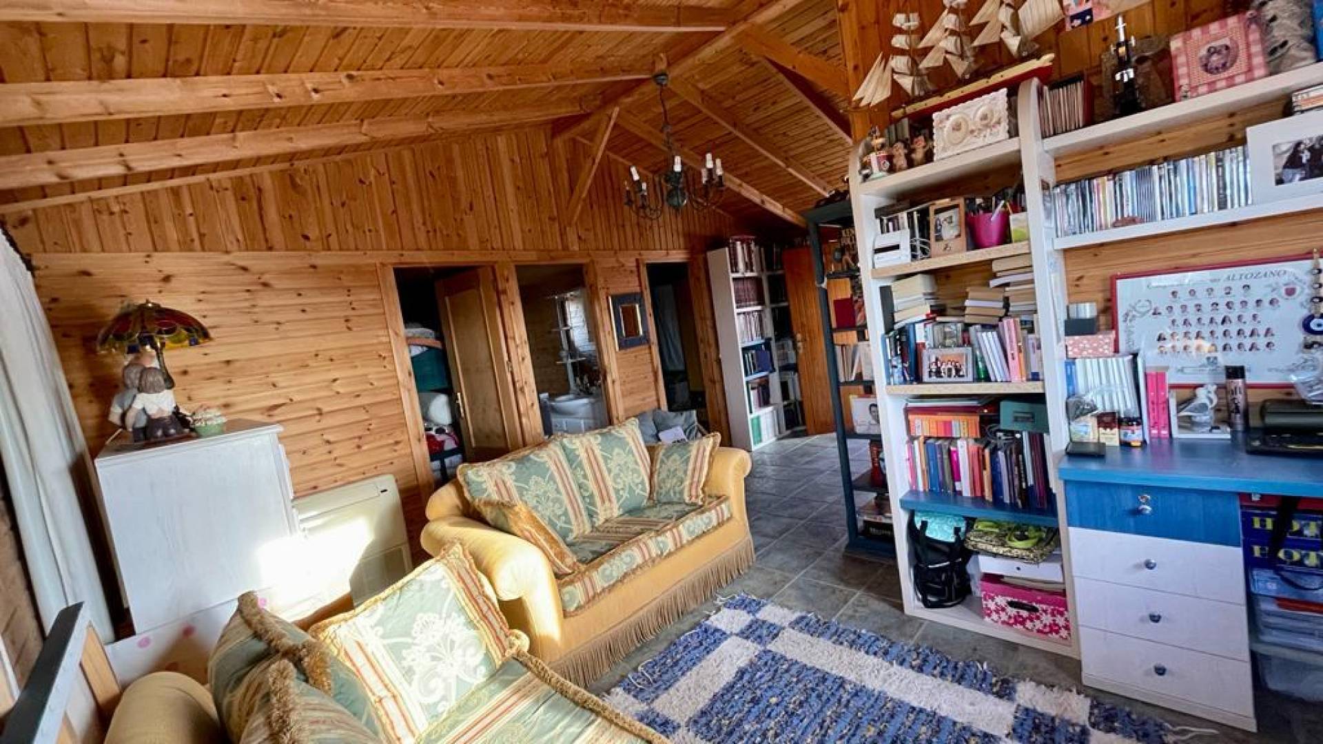 Second hand - Independent villa - Albatera