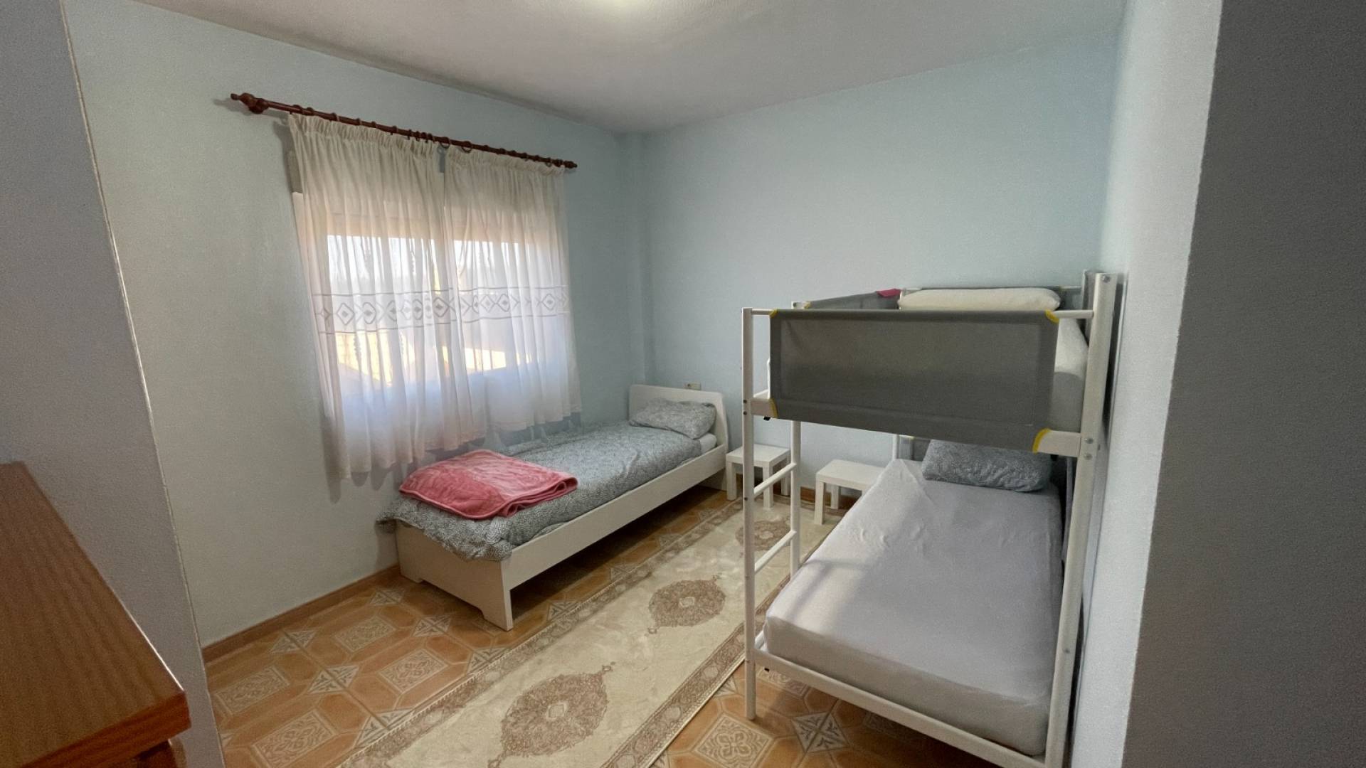 Second hand - Independent villa - Albatera