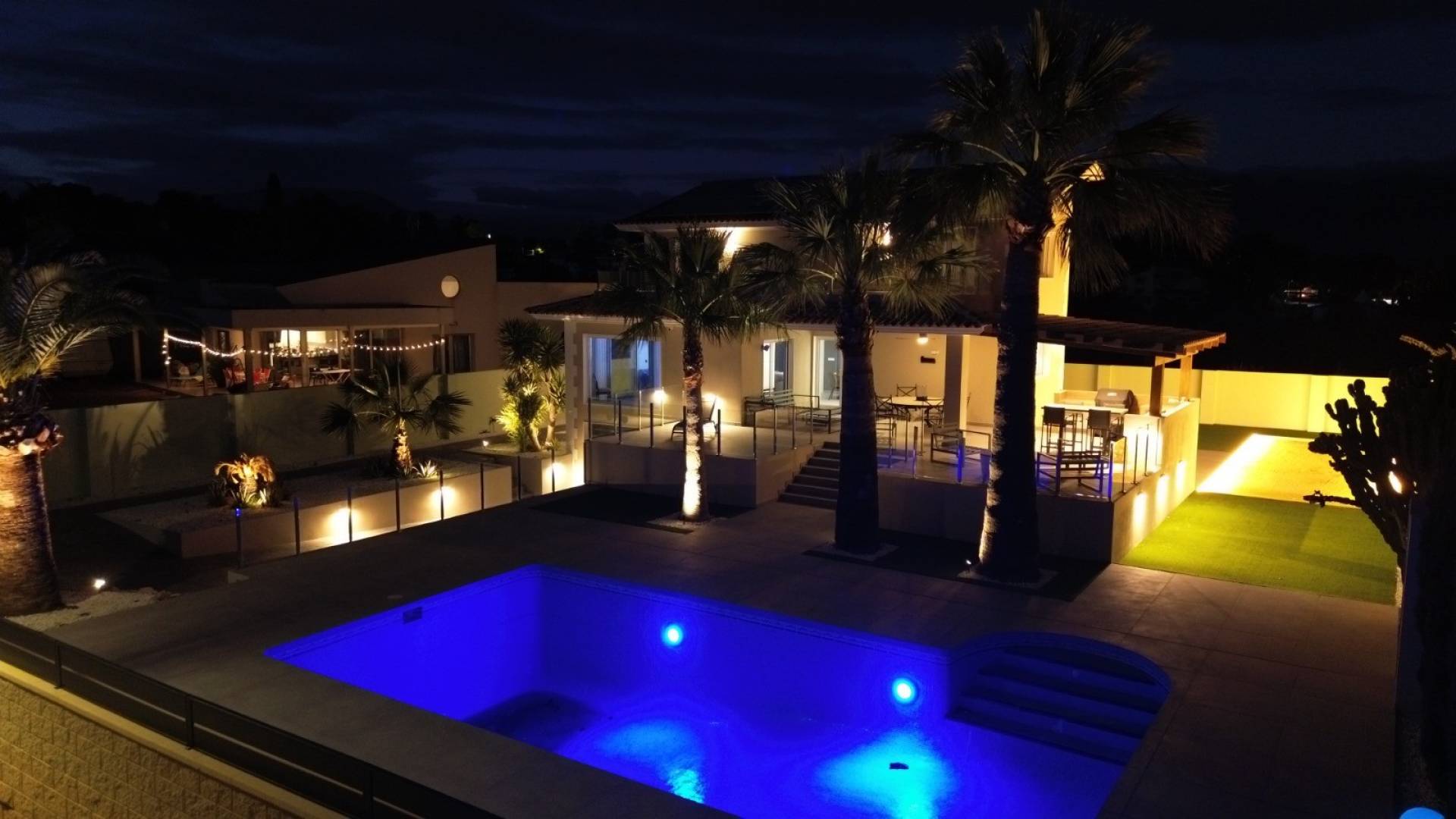 Second hand - Independent villa - Alfas del Pi - Alfaz del Pí