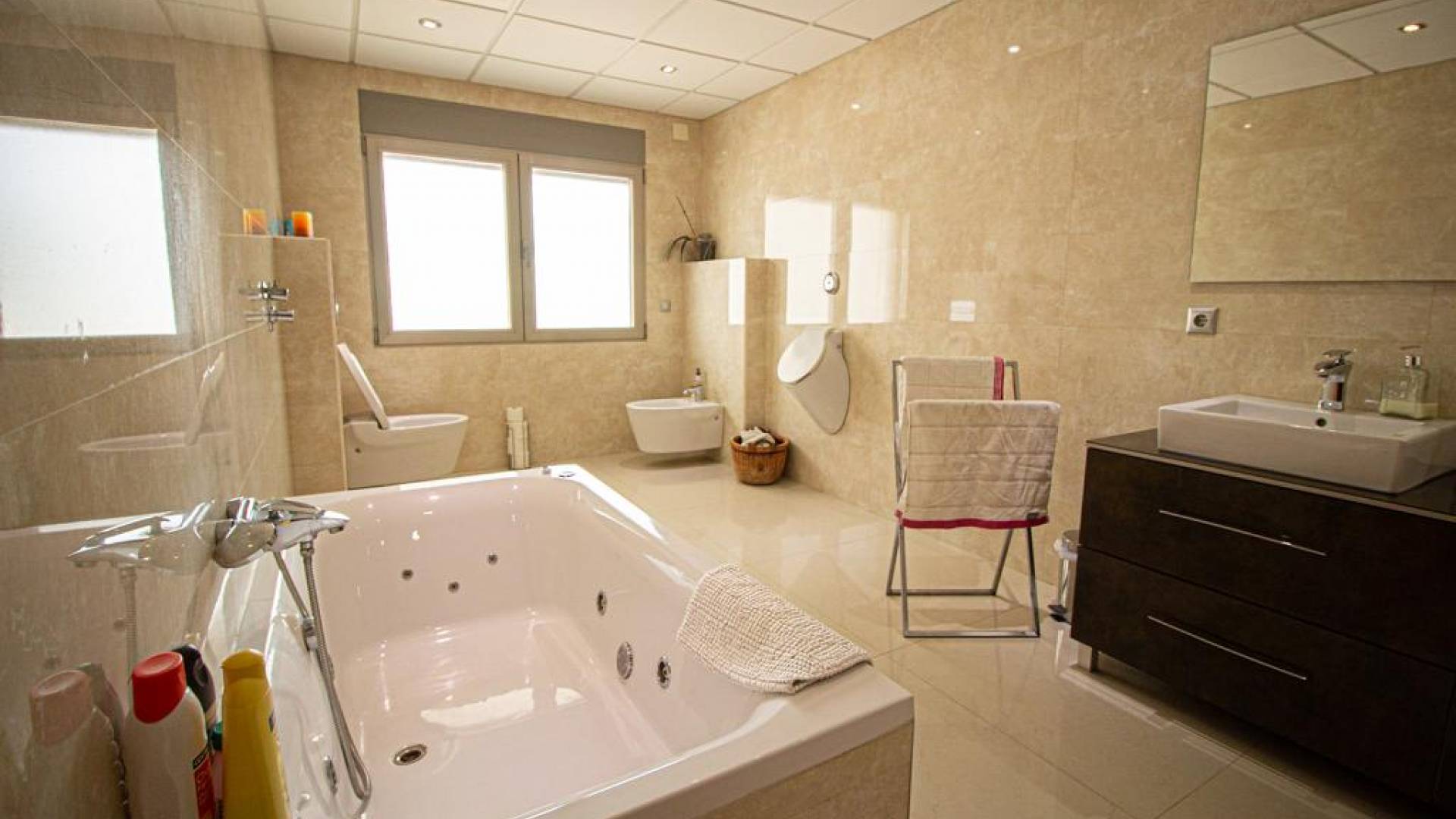 Second hand - Independent villa - Alfaz del Pí