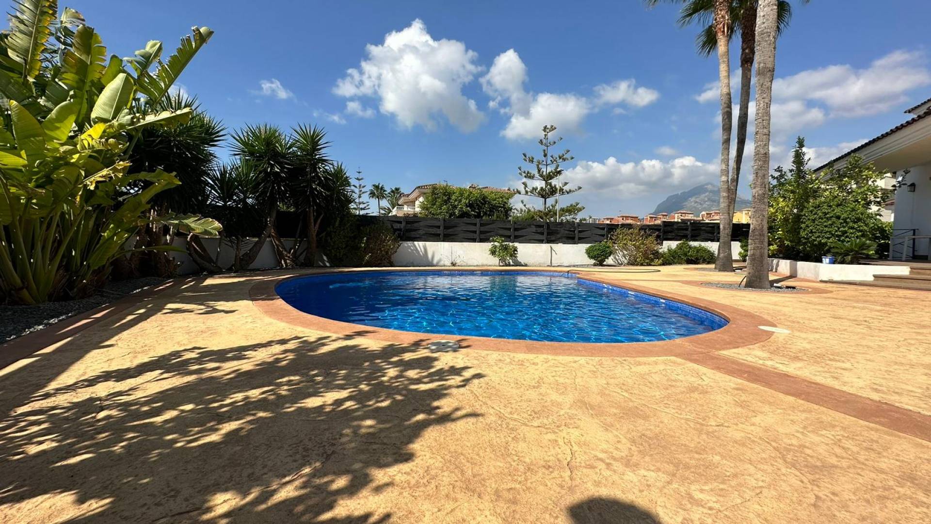 Second hand - Independent villa - Alfaz del Pí