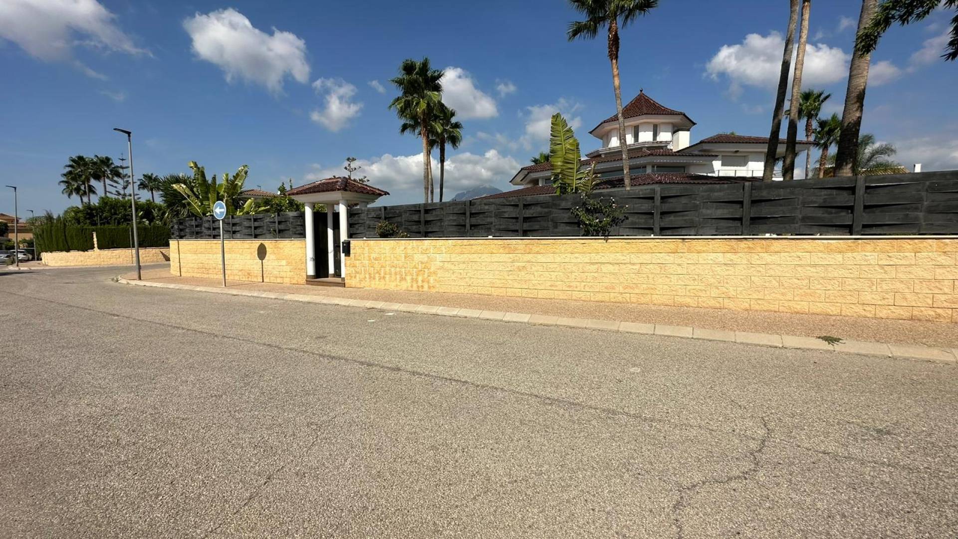 Second hand - Independent villa - Alfaz del Pí