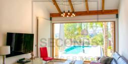 Second hand - Independent villa - Algorfa - La Finca Golf