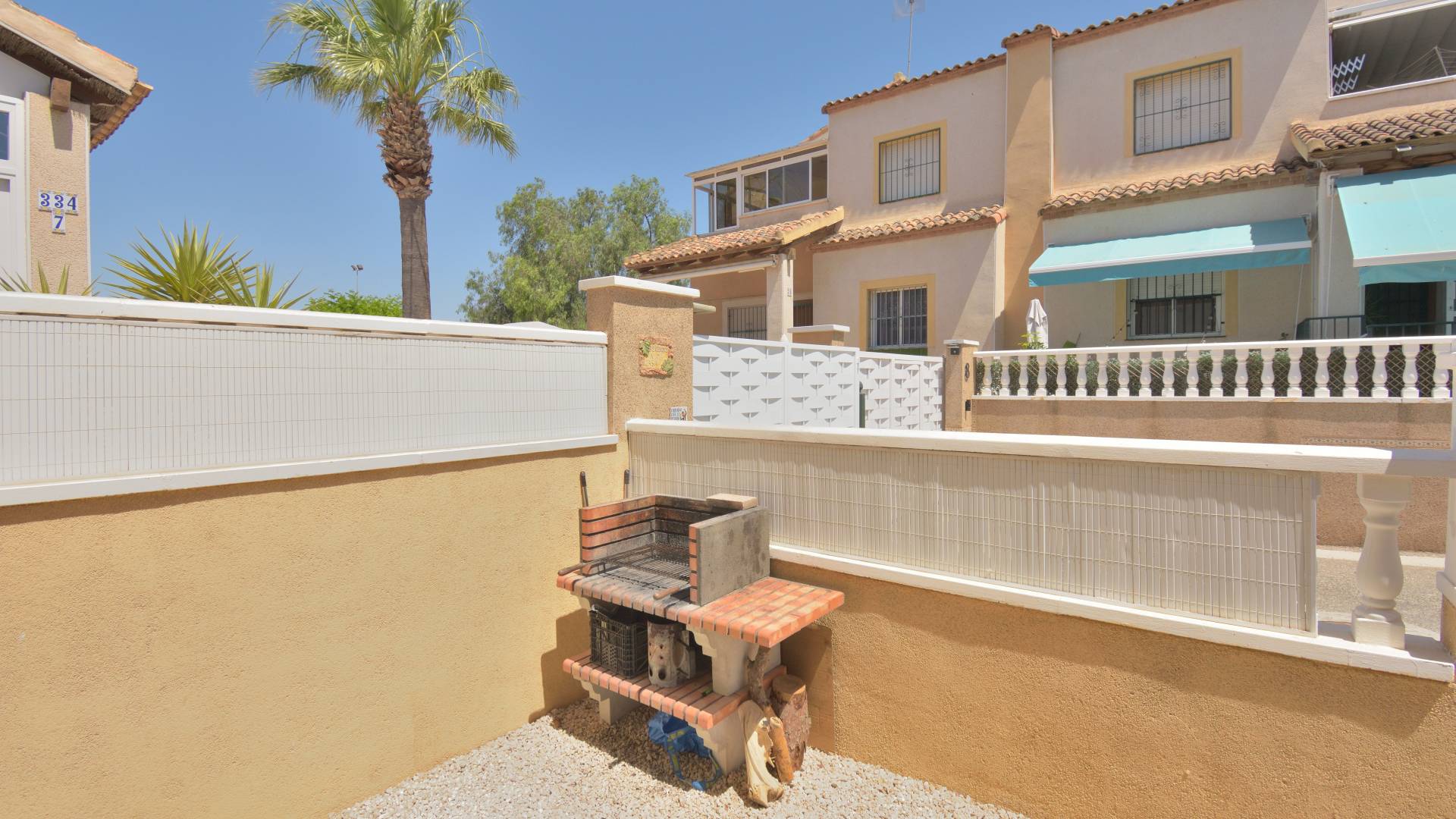 Second hand - Independent villa - Algorfa - Montebello