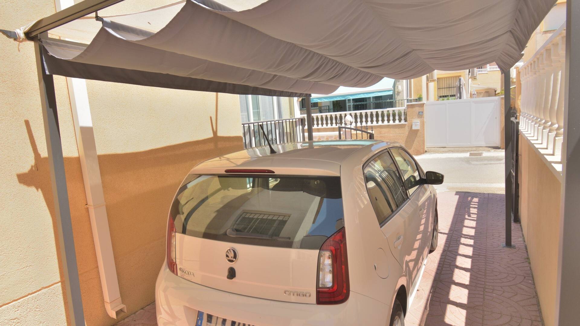 Second hand - Independent villa - Algorfa - Montebello