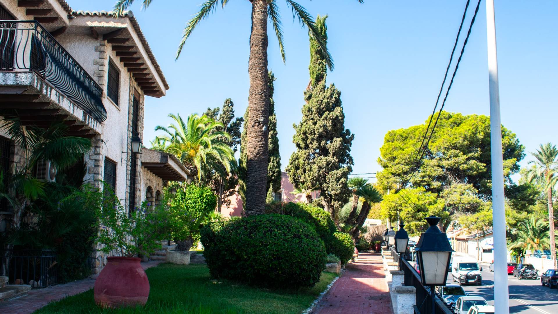 Second hand - Independent villa - Alicante - Albufereta