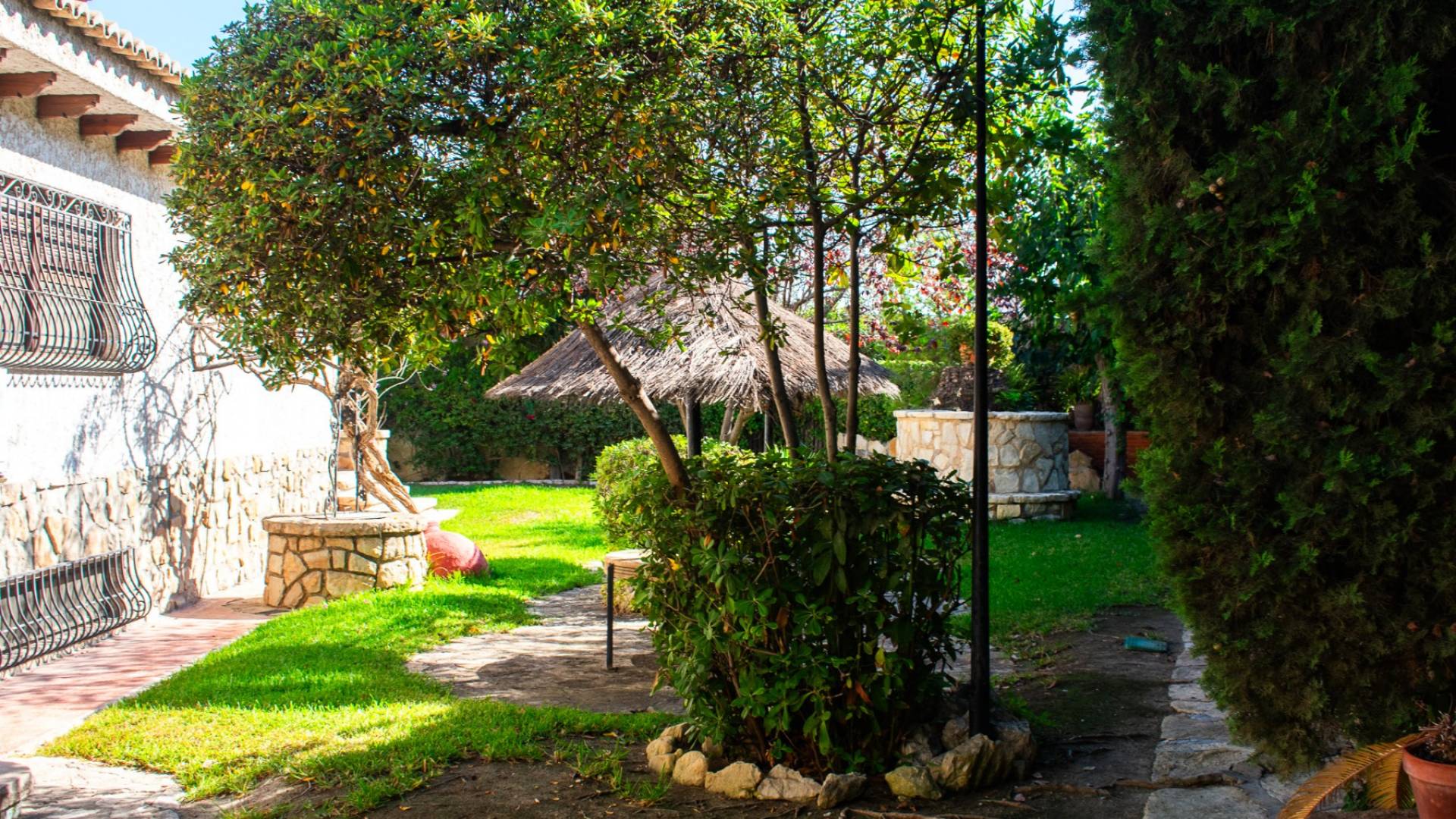 Second hand - Independent villa - Alicante - Albufereta