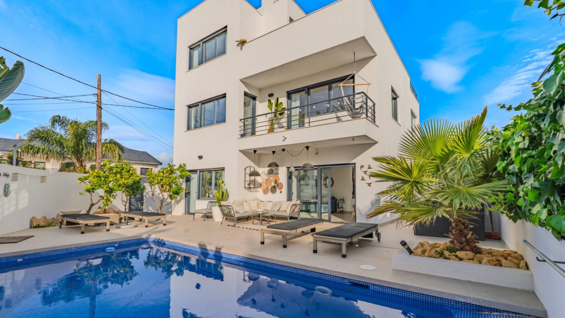 Second hand - Independent villa - Alicante - Cabo de las Huertas