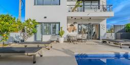 Second hand - Independent villa - Alicante - Cabo de las Huertas